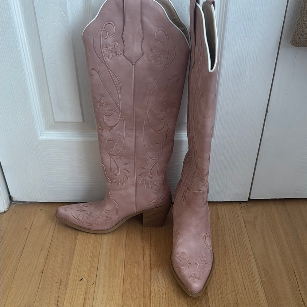 Pink Cowboy Western-Style Women's Boots
